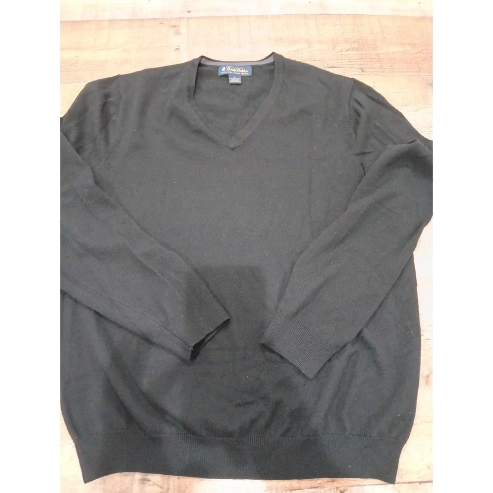Brooks Brothers Sweater Black V Neck Fine Italian‎ Merino Wool Sz L 2635